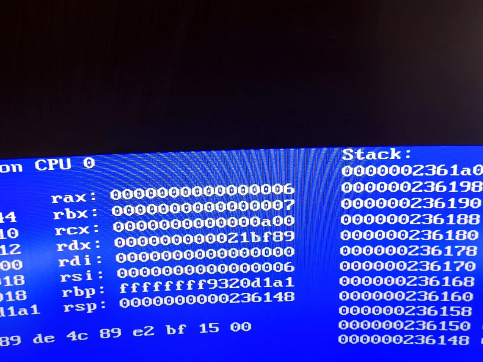 Birinci bellek modülünde test programının çökmesi, ekranda sayfa hatası dökümü